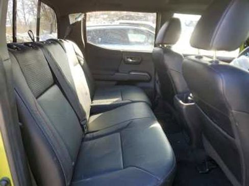 Used 2022 Toyota Tacoma TRD Pro AWD/4WD image 7