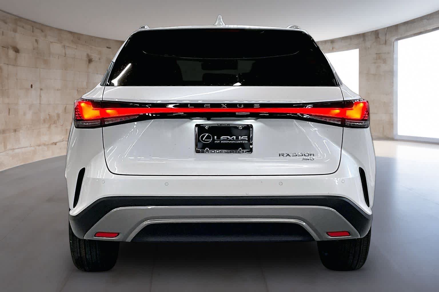 New 2026 Lexus RX 350 AWD/4WD image 4