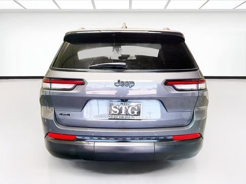 Used 2024 Jeep Grand Cherokee L Laredo AWD/4WD image 5