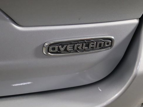 Used 2023 Jeep Grand Cherokee Overland RWD image 52