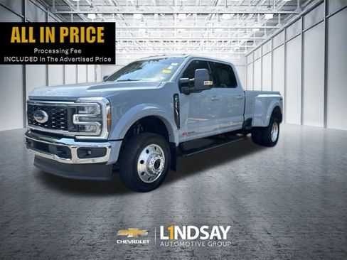 Used 2025 Ford F450 Lariat w/ Lariat Ultimate Package AWD/4WD image 1