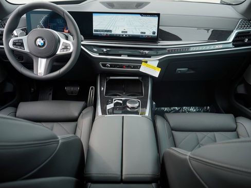 New 2026 BMW X5 sDrive40i w/ M Sport Package image 14