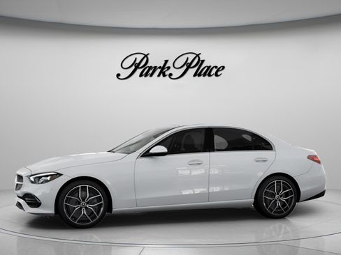 Used 2026 Mercedes-Benz C 300 Sedan image 4