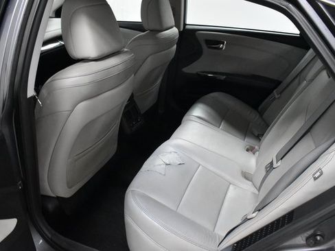 Used 2014 Toyota Avalon image 16