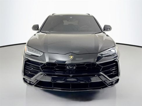 Used 2020 Lamborghini Urus image 11