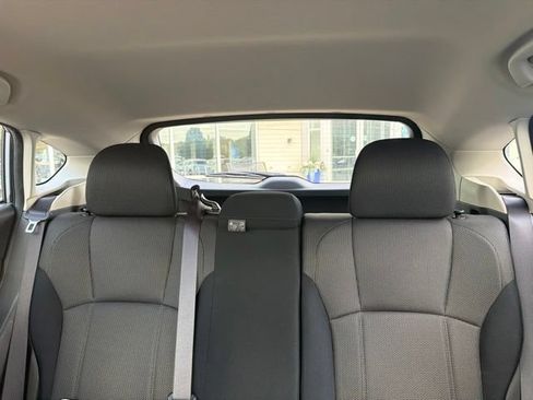 Used 2020 Subaru Crosstrek 2.0i AWD/4WD image 14