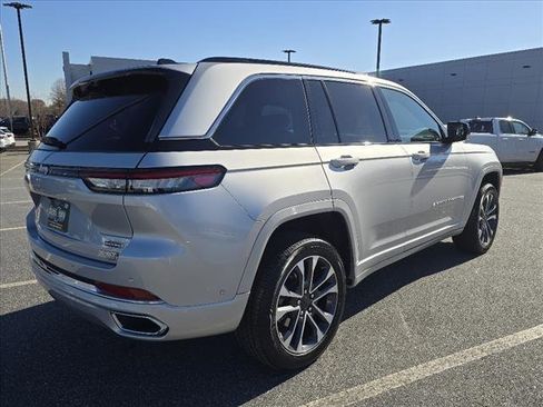 New 2025 Jeep Grand Cherokee Overland w/ Adv Protech Group III image 3