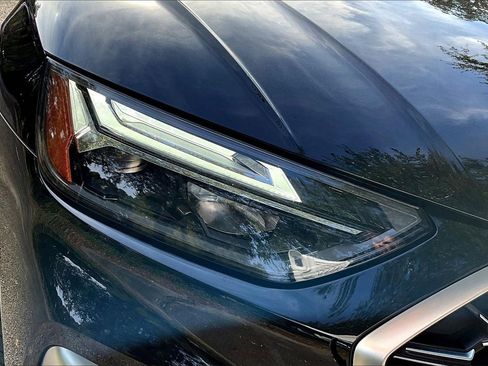 Used 2022 Audi SQ5 Premium image 29