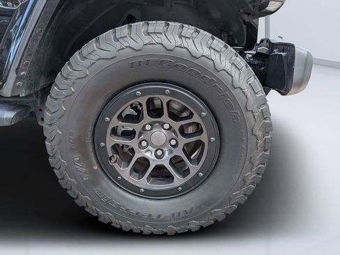 Used 2023 Jeep Wrangler Unlimited Sport w/ Xtreme 35 Tire Package AWD/4WD image 10