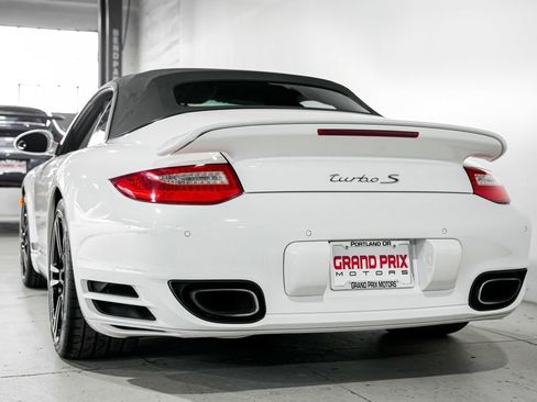 Used 2011 Porsche 911 Turbo S AWD/4WD image 39