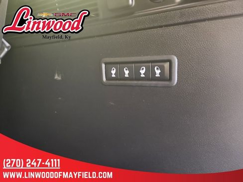 Used 2022 Jeep Wagoneer Series III w/ Premium Group I AWD/4WD image 13