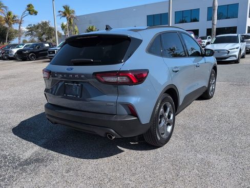 Certified 2025 Ford Escape ST-Line w/ Equipment Group 301A image 3