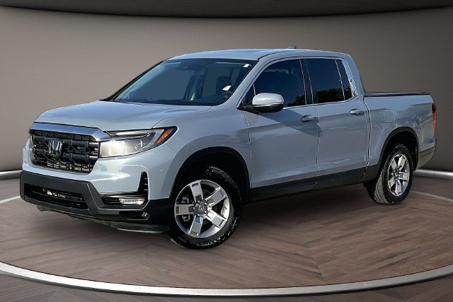 Used 2025 Honda Ridgeline RTL image 1