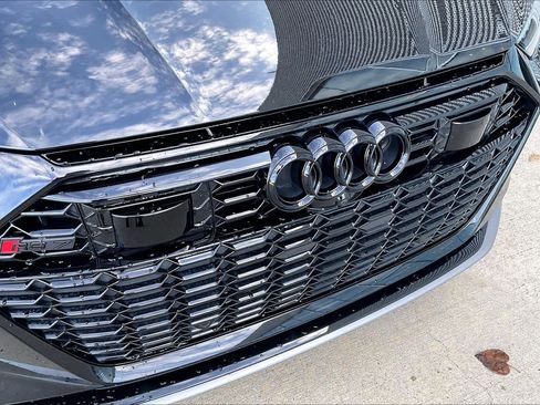 Used 2025 Audi RS 7 Performance image 27