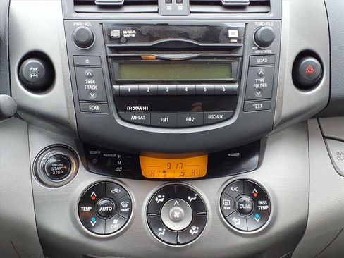 Used 2011 Toyota RAV4 Limited image 5