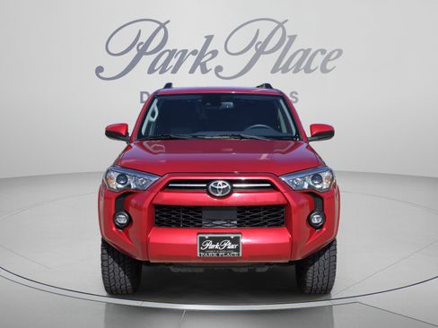 Used 2024 Toyota 4Runner SR5 AWD/4WD image 8