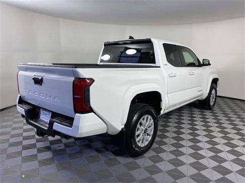 Used 2025 Toyota Tacoma SR5 image 8