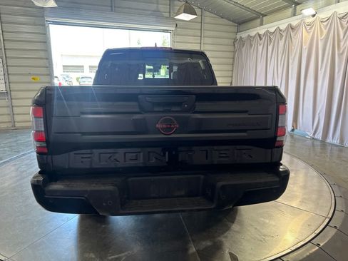 Used 2026 Nissan Frontier PRO-4X AWD/4WD image 6
