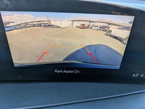 Used 2024 Cadillac XT4 Premium Luxury image 12