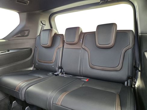 New 2026 Nissan Armada SL w/ Captain's Chari Seat Package RWD image 23