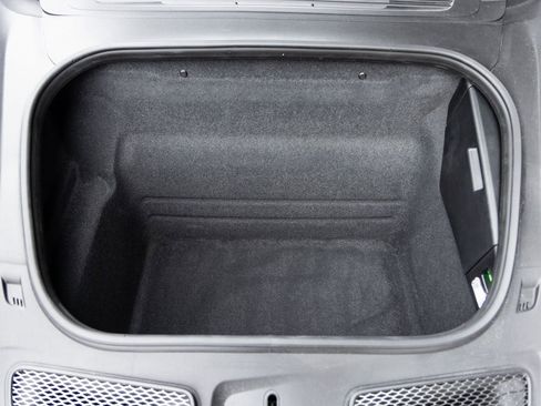 Certified 2024 Porsche 911 GT3 image 31