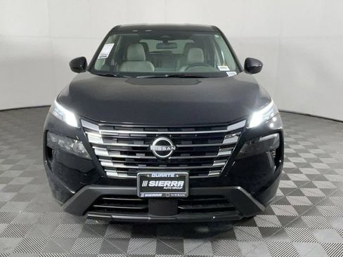 New 2025 Nissan Rogue SV image 9