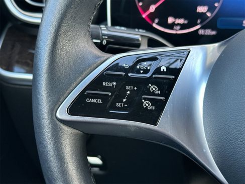 Certified 2025 Mercedes-Benz C 300 4MATIC Sedan image 27