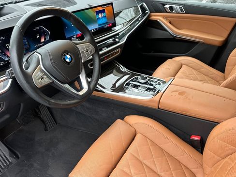 Certified 2025 BMW X7 xDrive40i image 40