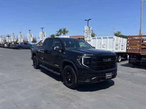 New 2026 GMC Sierra 1500 Elevation w/ Elevation Premium Package AWD/4WD image 3