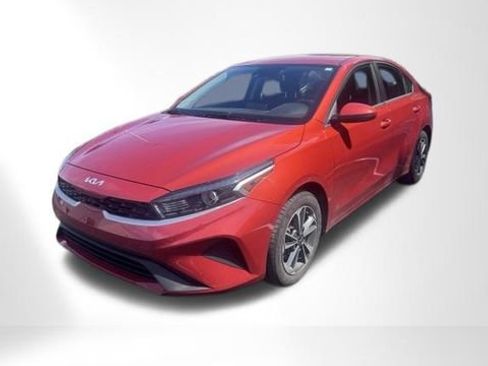Used 2024 Kia Forte LXS FWD image 1