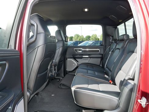 Used 2025 RAM 1500 Laramie w/ Advanced Safety Group II AWD/4WD image 34