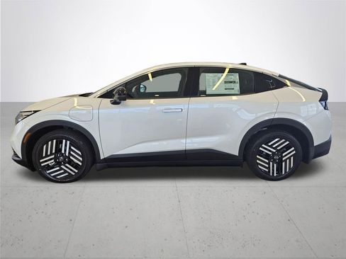 New 2026 Nissan Leaf SV+ w/ Illuminated Package image 11