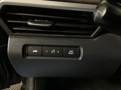 Used 2023 Nissan Altima 2.5 SV FWD image 27