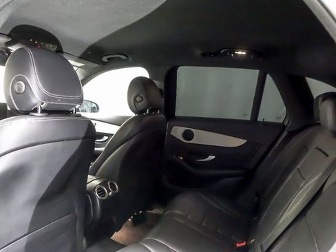 Used 2022 Mercedes-Benz GLC 300 image 11