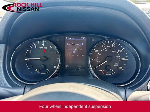Used 2019 Nissan Rogue Sport SV w/ Technology Package FWD image 12
