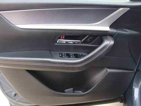 Used 2025 MAZDA CX-70 3.3 Turbo w/ Preferred Package image 16