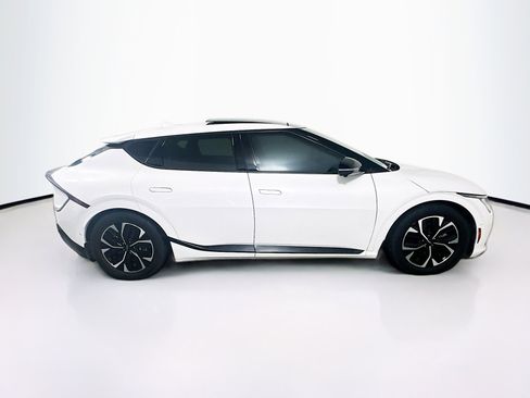 Used 2024 Kia EV6 GT-Line RWD image 10