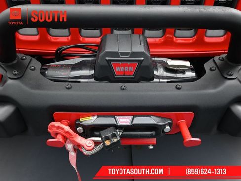 Used 2022 Jeep Wrangler Unlimited Rubicon w/ Xtreme Recon 35" Tire Package image 38