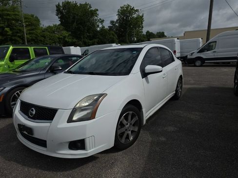Used 2012 Nissan Sentra 2.0 SR w/ Special Edition Pkg FWD image 1