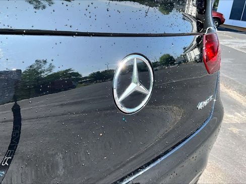 Used 2020 Mercedes-Benz GLC 300 4MATIC Coupe image 30