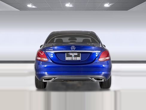Used 2018 Mercedes-Benz C 300 Sedan image 10