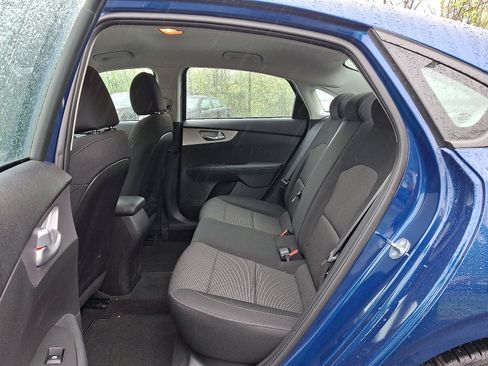 Used 2023 Kia Forte LXS FWD image 10
