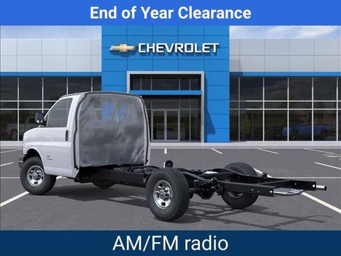 New 2025 Chevrolet Express 3500 w/ Power Convenience Package image 3
