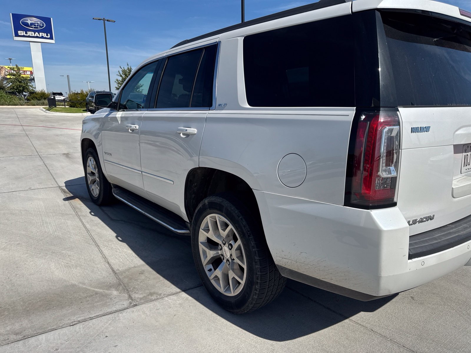 Used 2017 GMC Yukon SLT RWD image 6