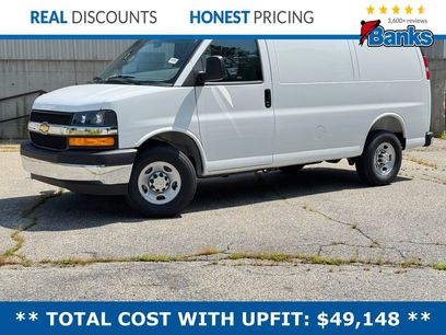 New 2025 Chevrolet Express 2500 Work Van w/ Driver Convenience Package