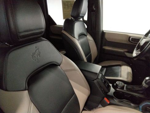 Used 2023 Ford Bronco Wildtrak image 43
