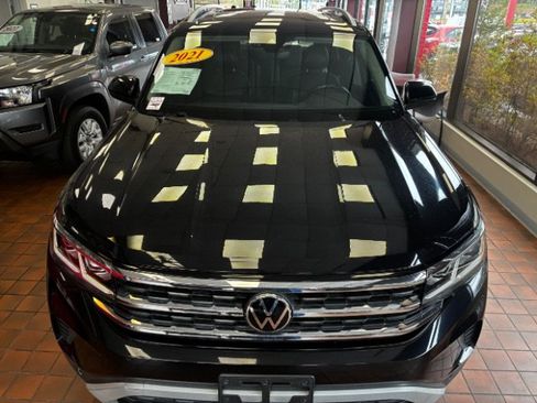 Used 2021 Volkswagen Atlas SEL AWD/4WD image 6