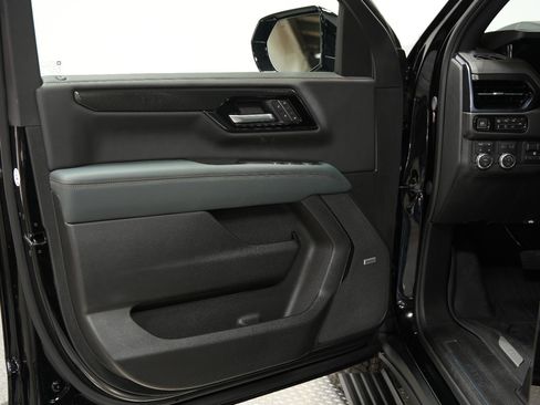 New 2026 GMC Yukon XL AT4 w/ AT4 Premium Plus Package image 28