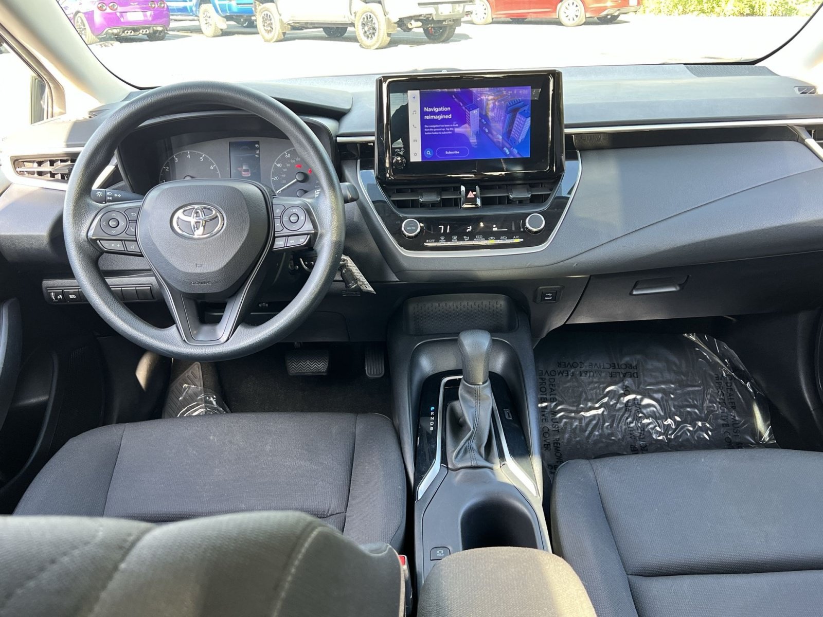 Used 2024 Toyota Corolla LE FWD image 31