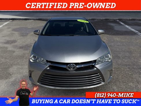 Used 2015 Toyota Camry XLE image 11